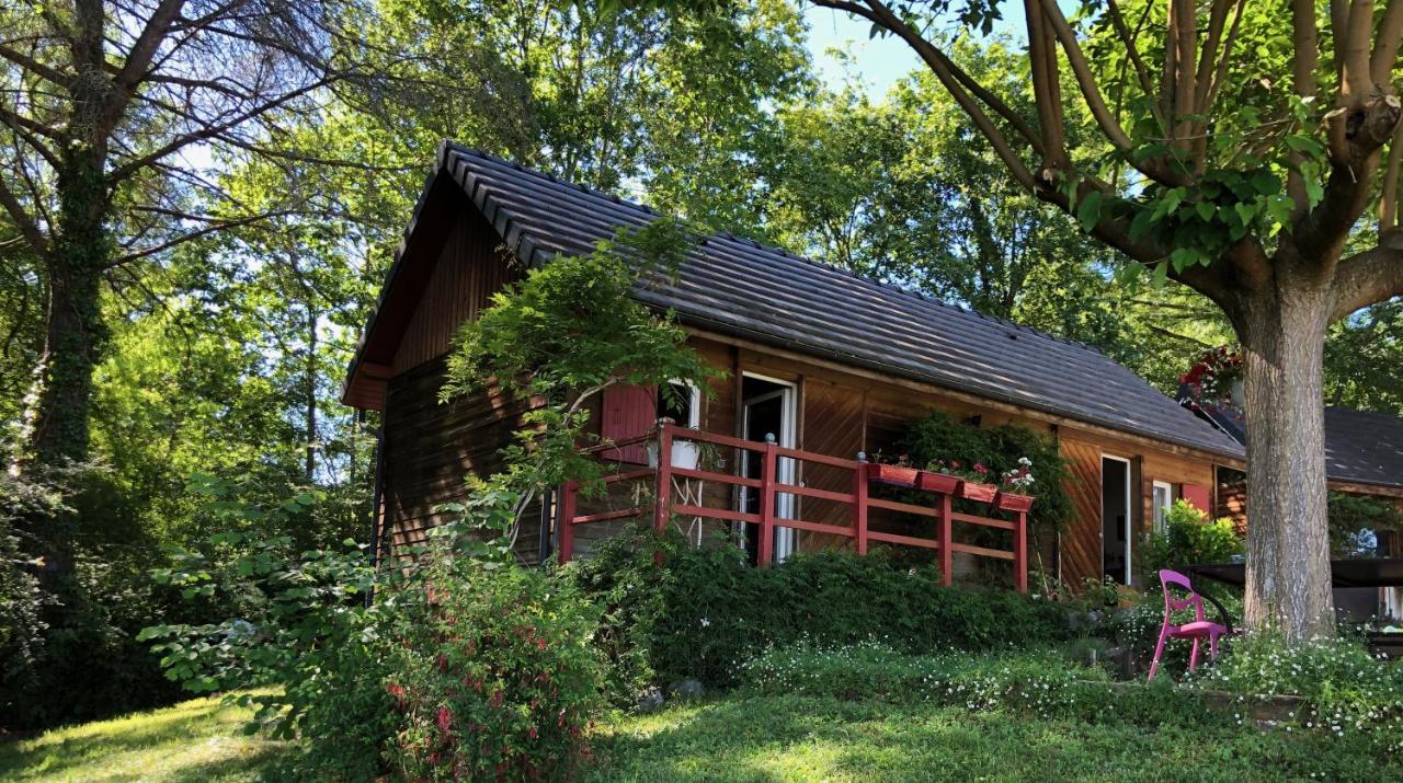La Cabane Des Coteaux Gan 外观 照片